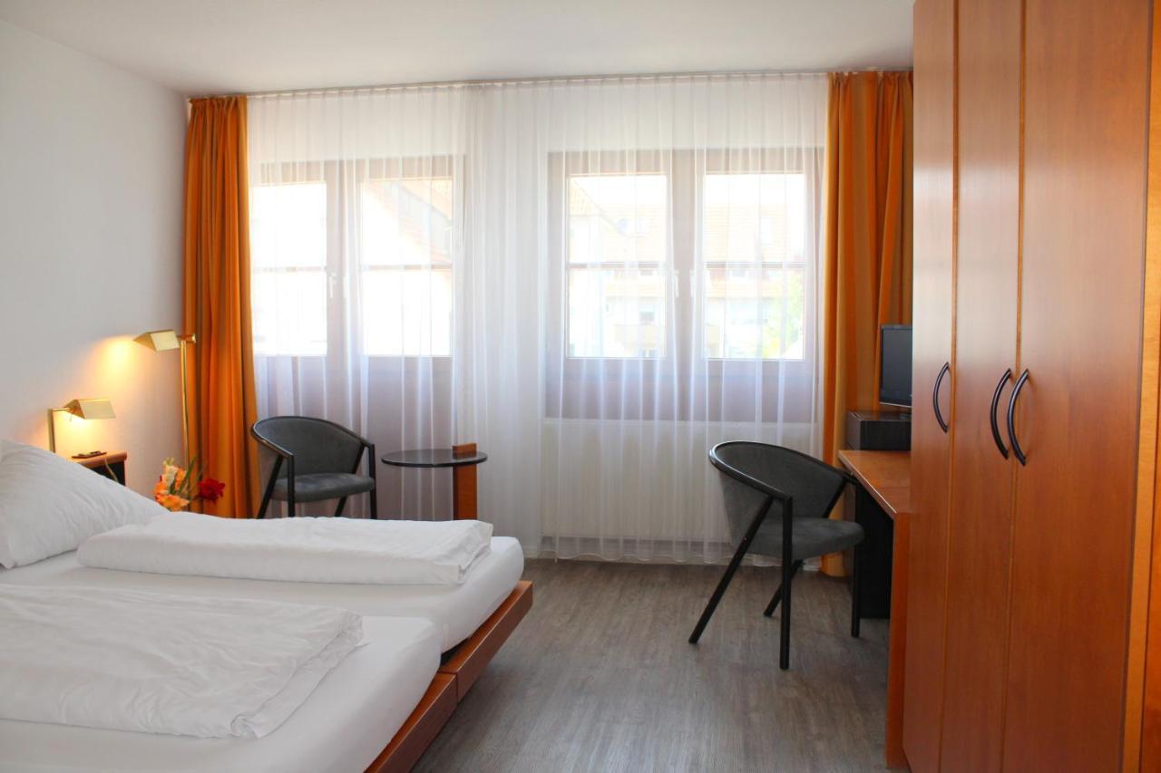 Hotel Lamm Nufringen Bagian luar foto