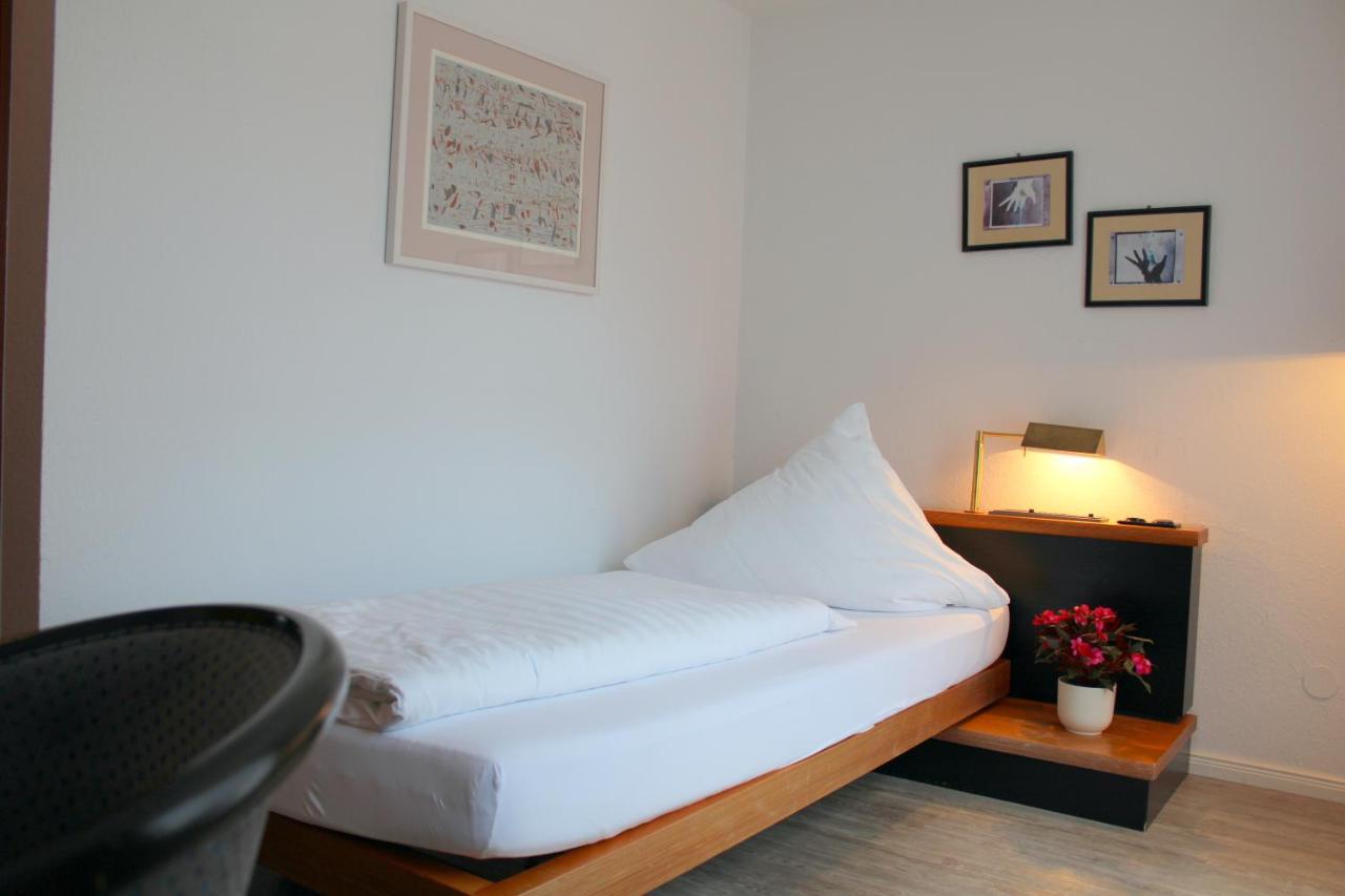 Hotel Lamm Nufringen Bagian luar foto