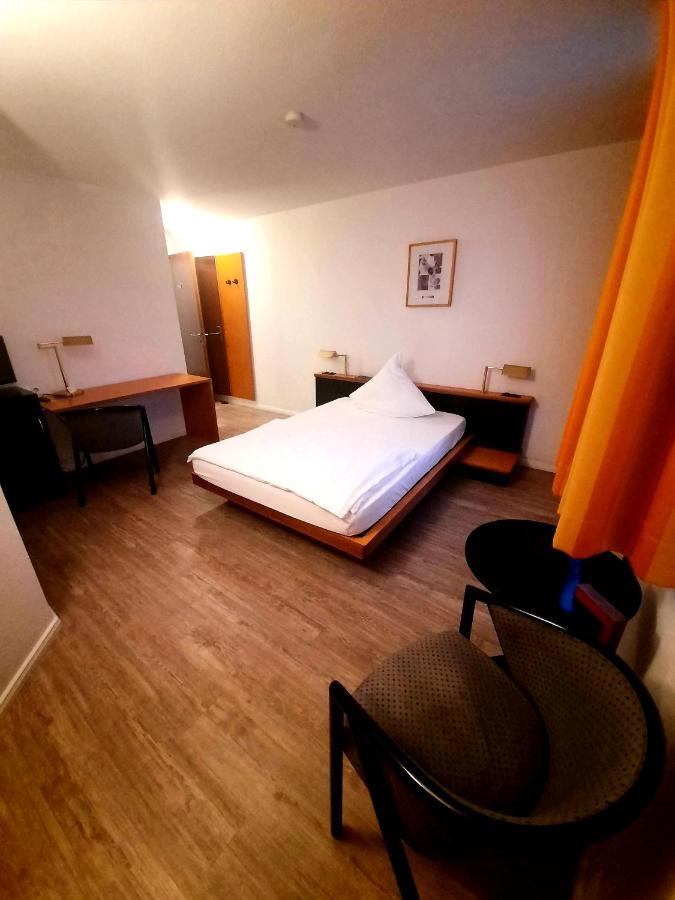 Hotel Lamm Nufringen Bagian luar foto
