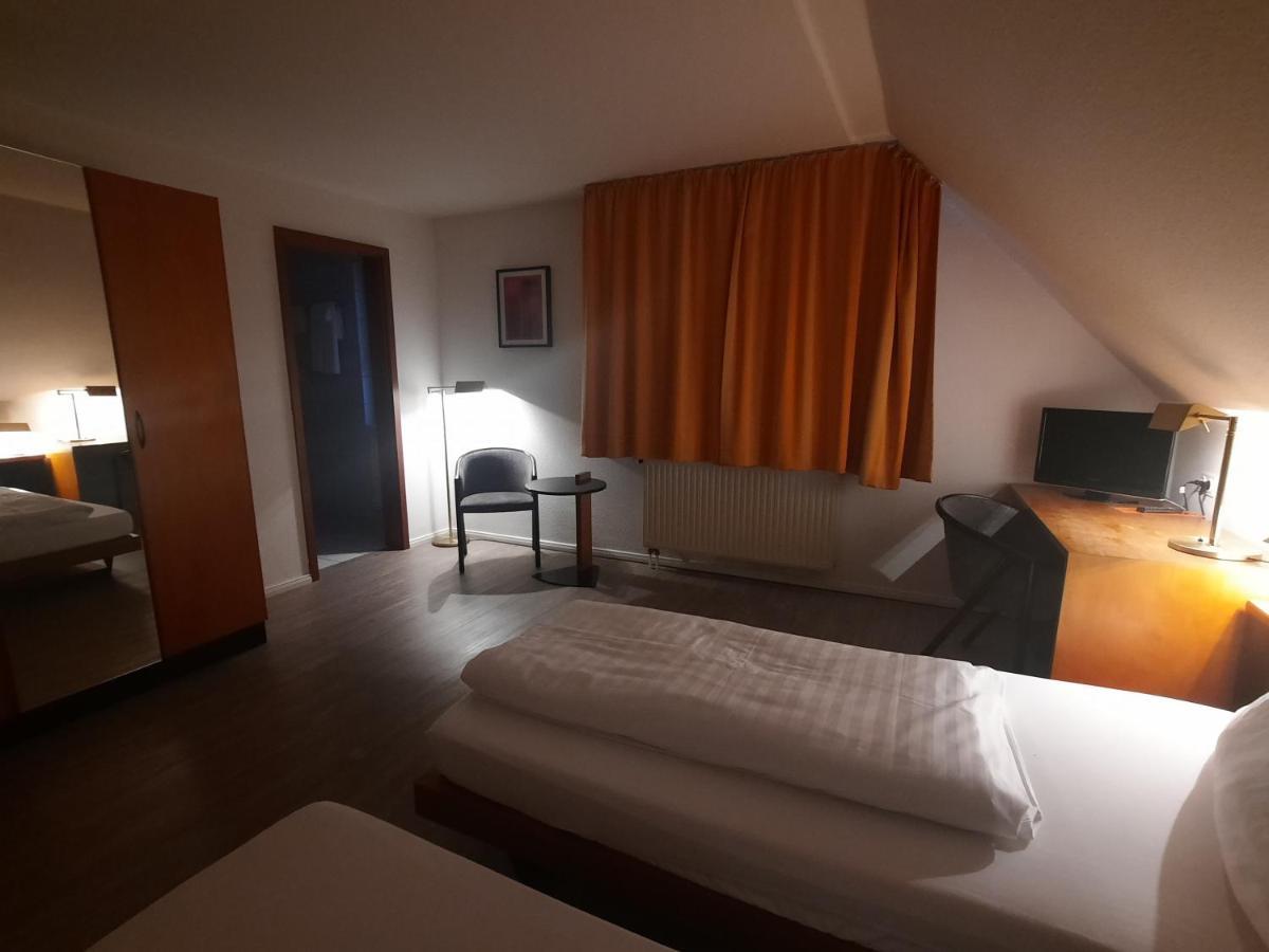 Hotel Lamm Nufringen Bagian luar foto
