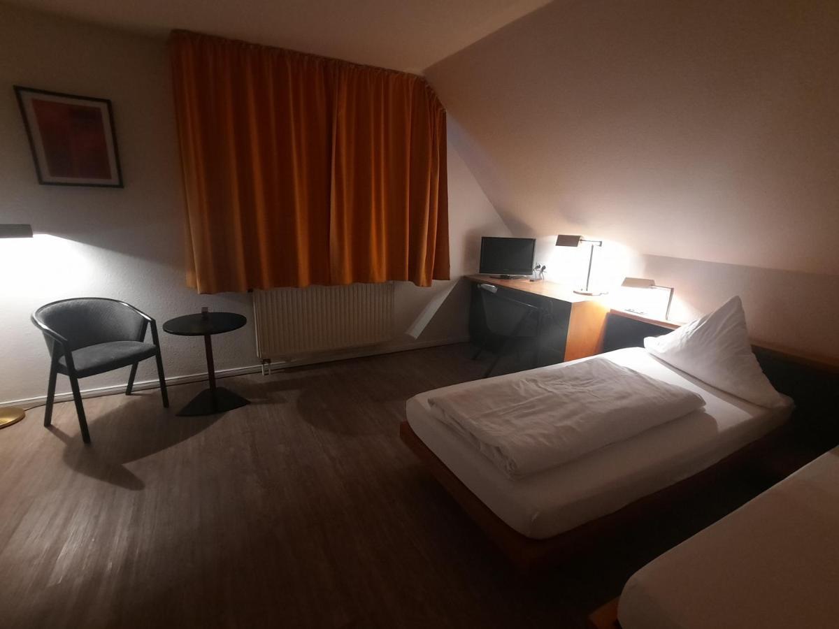 Hotel Lamm Nufringen Bagian luar foto